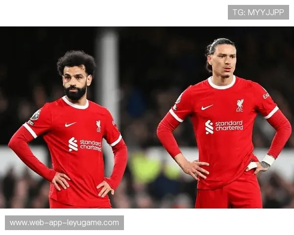 保级大战：英超中下游球队谁能成功上岸？，英超保级专业户